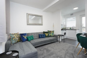 Oliverball Serviced Apartments - Milton Heights - Modern 2 bedroom apartment with terrace in Portsmouth